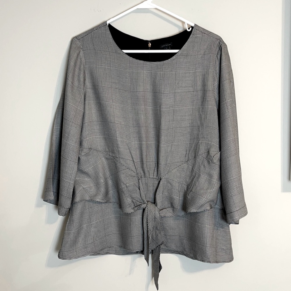 Ann Taylor Gray Plaid Top